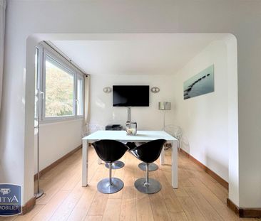Location Appartement 3 pièces 67m² LILLE 59000 - Photo 4