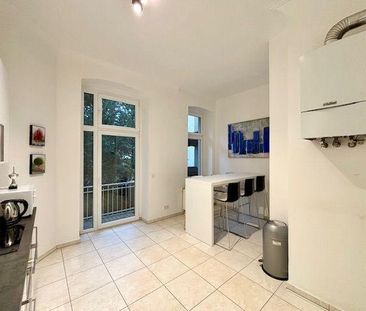 Traumhafte 126m² - Altbauwohnung mit großem Balkon zum Innenhof in ... - Foto 6