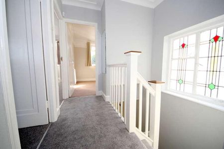 Burleigh Gardens, Southgate, N14 - Photo 3