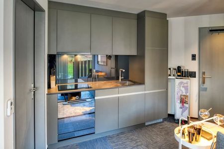 "Abheben im möblierten Apartment "PC-2" im The Tower, Stans" - Photo 2