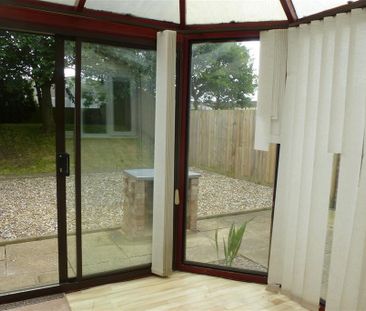 Peterhouse Crescent - Photo 5