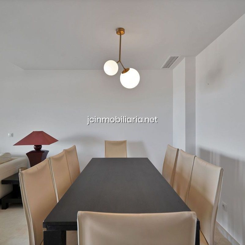 Apartamento en Marbella, Nueva Andalucia, alquiler - Photo 1