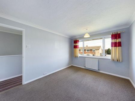 3 bedroom semi-detached house to rent - Photo 4