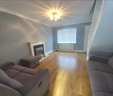 2 bedroom end of terrace house to rent - Photo 1