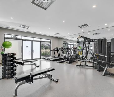 For Lease - 3265 Carding Mill Trail Unit# 218, Oakville, Ontario - Photo 5