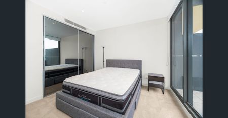 Fully furnished one bedroom with a huge balcony - Photo 2