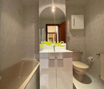 Piso de alquiler en Centro - Photo 6