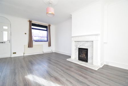 Warren Avenue, Wakefield - Photo 4