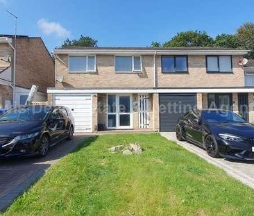 Three Bedroom Family Home, BH11 - Photo 1