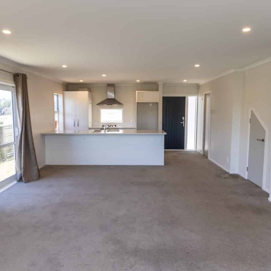 Sunny 3 Bedroom townhouse – Newlands - Photo 1