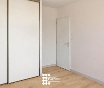 Location Appartement 2 pièces 61m² LES SABLES D OLONNE 85100 - Photo 3