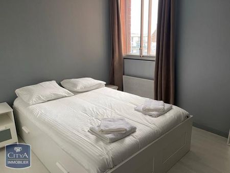 Location Appartement 4 pièces 87m² LILLE 59000 - Photo 5
