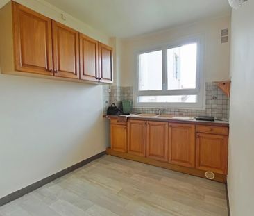 Location Appartement 3 pièces 65m² LOUDUN 86200 - Photo 1