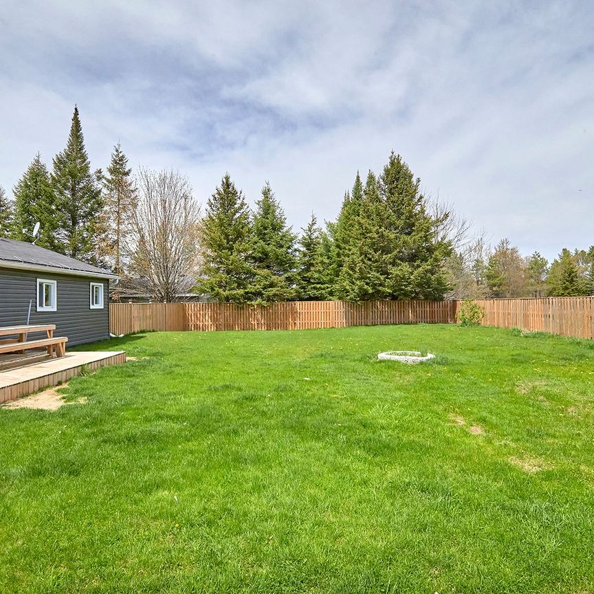 For Lease - 3253 Grayshott Drive, Severn, Ontario - Photo 1