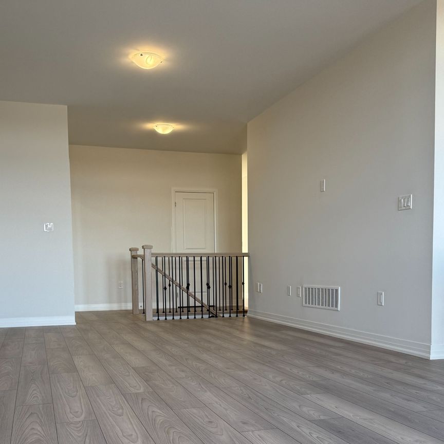 For Lease - 51 Harold Wilson Lane Unit# Upper, Richmond Hill, Ontario - Photo 1