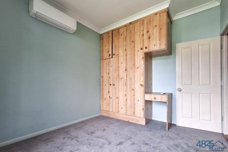 Lovely 3 Bedroom Home at Soldiers Hill with a Pool!!! - Photo 3