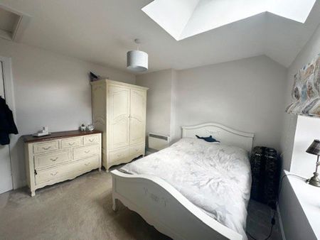 3 bedroom terraced house to rent - Photo 5