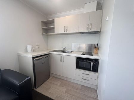 Furnished, Power Incl. - Photo 2