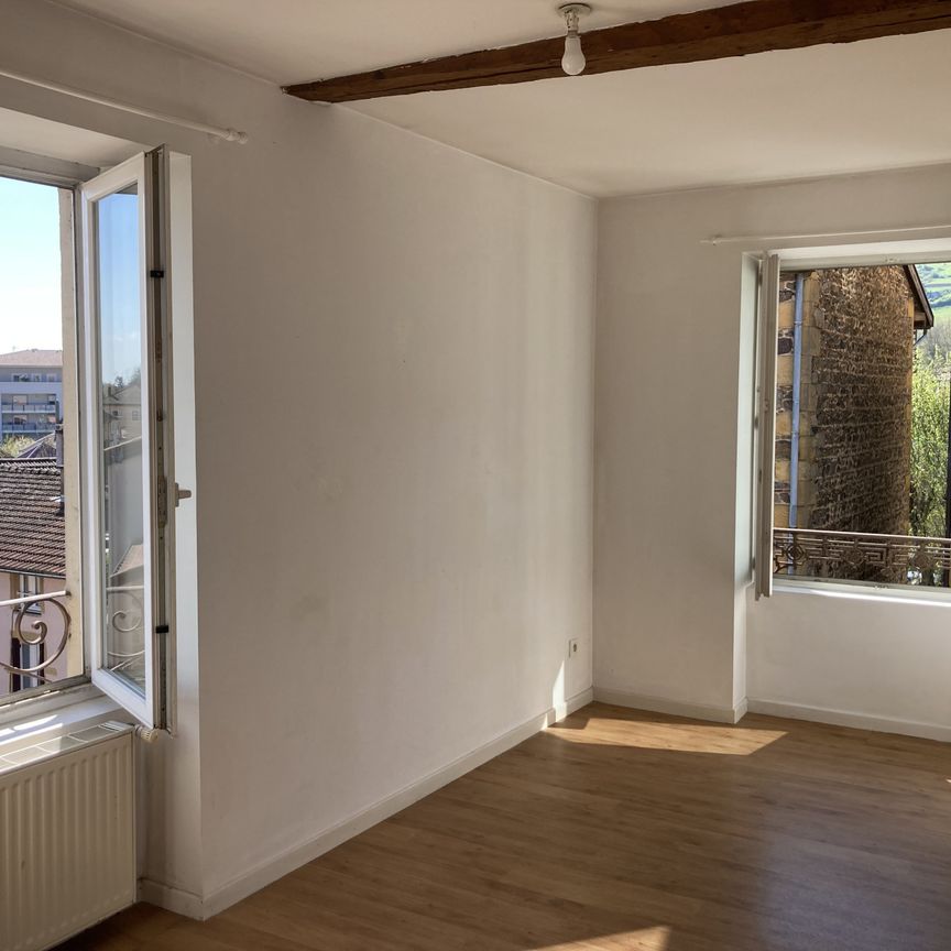 T3 AVEC BALCON - CENTRE PONTCHARRA - Photo 1