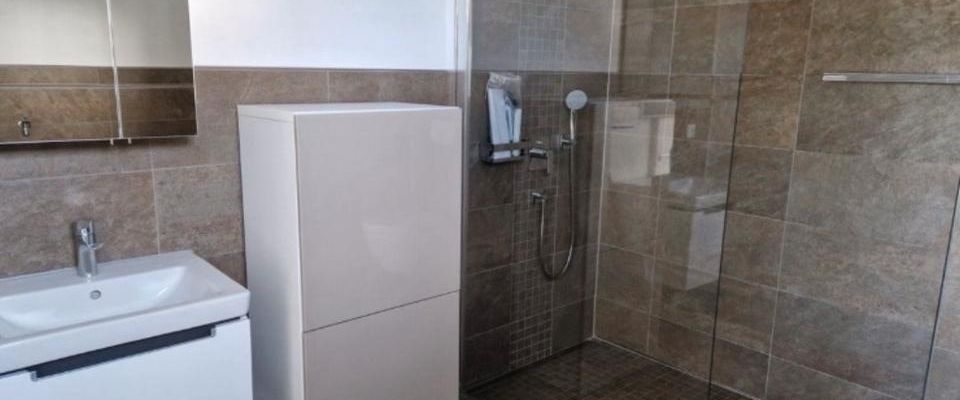 Nachmieter gesucht! Möblierte 1-Person-Wohnung mit Terrasse - Foto 1