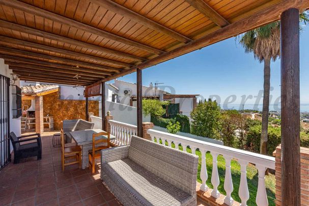 Country Property in Frigiliana, Inland Andalucia in the mountains - Photo 1