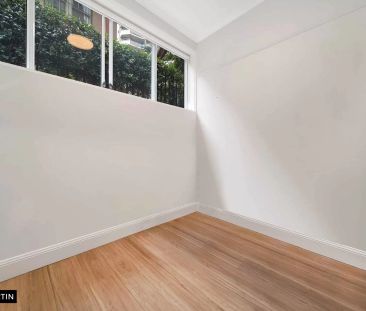 MGM MARTIN – FULLY FURNISHED ONE BEDROOM APARTMENT WITH VERSATILE D... - Photo 3