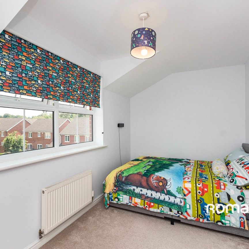 Honeyleaze, Beggarwood, Basingstoke, RG22 - Photo 1