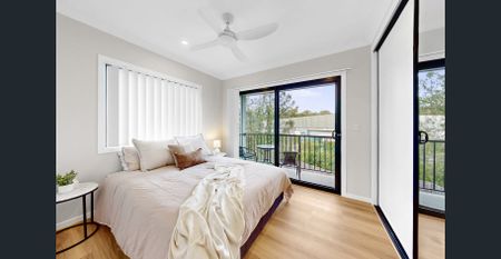 Luxury Designer Apartments- Furnished, All Bills Included! - Photo 4