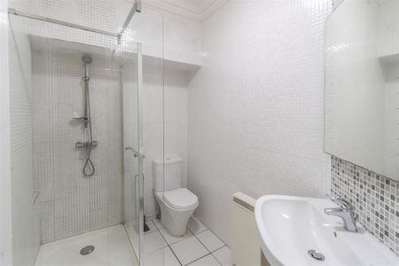 Woodside, Plymouth - Photo 5