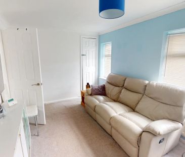 Ullswater Close, Middlesbrough, TS6 7PU - Photo 2