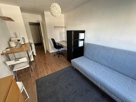 Location Appartement 1 pièce Meublé 20m² TOURS 37000 - Photo 2