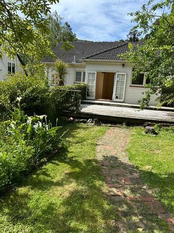 Charming 3BR Home in Fairfield! - Photo 3