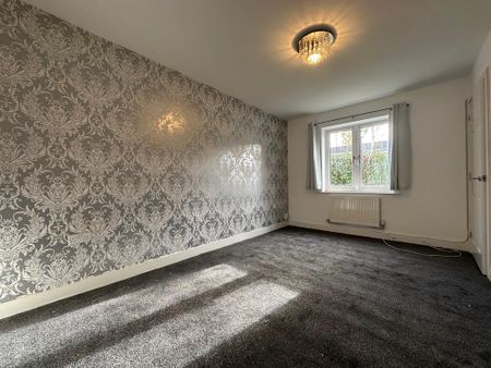 3 bedroom detached house to rent - Photo 2