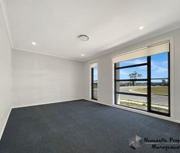 13 Glasspond Street, Chisholm - Photo 5