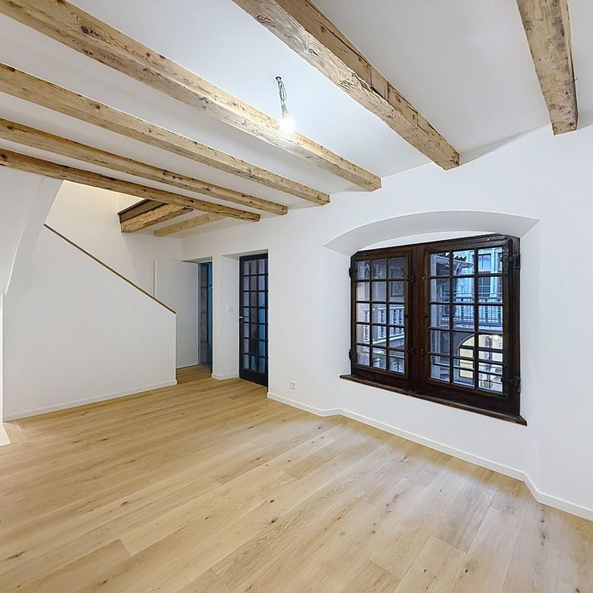 Beaucoup de charme pour cet appartement neuf de 60 m2 environ, en triplex sur cour. - Photo 1