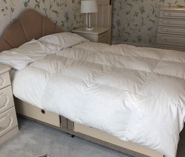 Room in a Shared House, Wharncliffe Gardens, SE25 - Photo 2