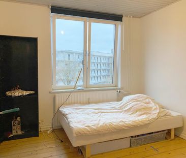 <b>Rummelig 3-værelses lejlighed i attraktivt område – Carit Etlars... - Foto 1