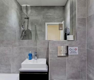 Room in a Shared Flat, Cromwell Road, SW5 - Photo 5