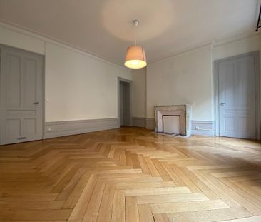 Location Appartement 5 pièces 126m² BESANCON 25000 - Photo 3