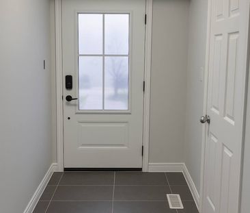 For Lease - 661 Bruxelles Street, Russell, Ontario - Photo 5