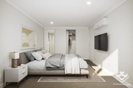 Near New 4 BED Townhouse available - Photo 2