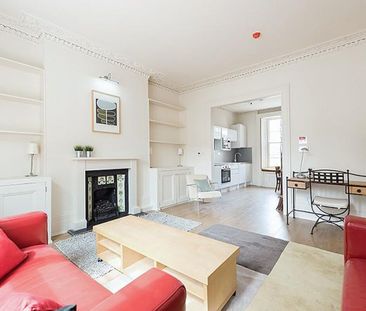 A one bedroom apartment is available to rent through Knight Frank, ... - Photo 1