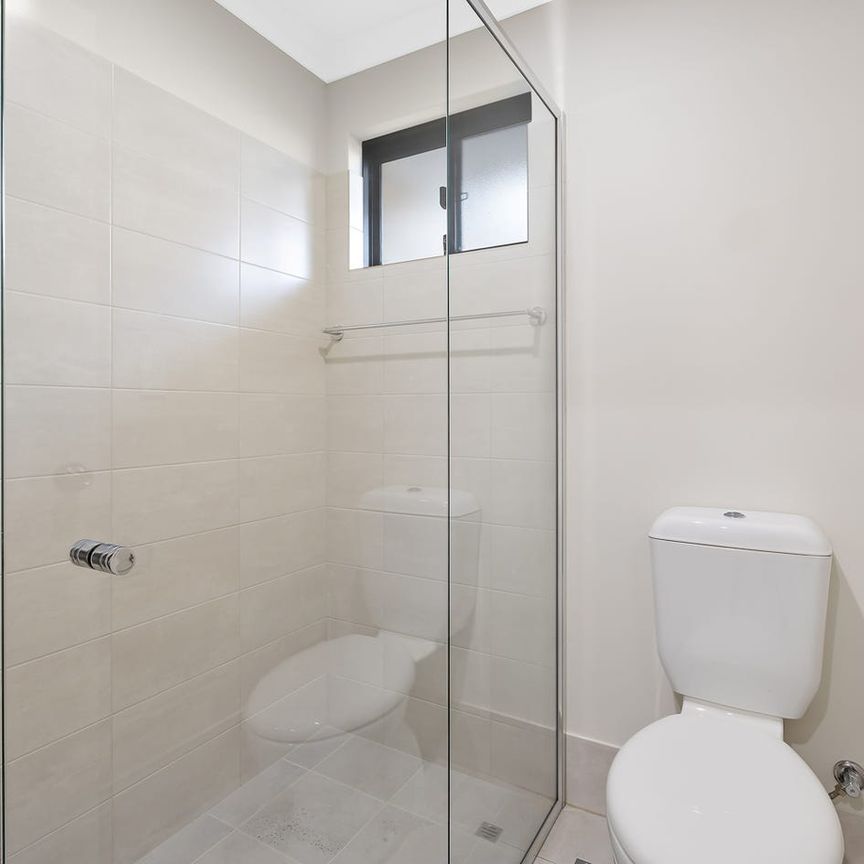 Room 4/19 Arkley St, Dayton, WA 6055 - Photo 1