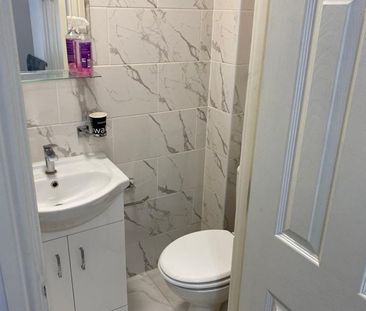 Studio Flat, High Street, CR0 - Photo 4