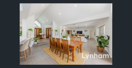 Acreage Living for Rent – Spacious Family Home with Pool, Shed & Outdoor Entertaining - Photo 3