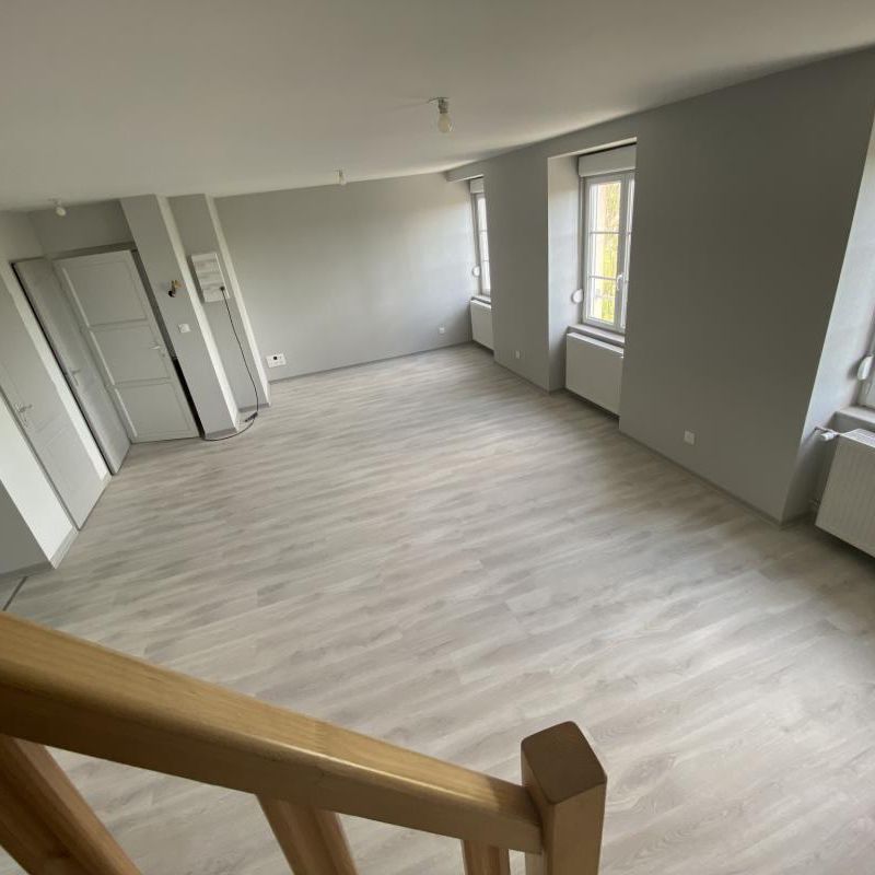 Location Appartement 4 pièces 82m² LE CREUSOT 71200 - Photo 1