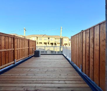 For Lease - 2857 WHITES Road, Pickering, Ontario - Photo 2