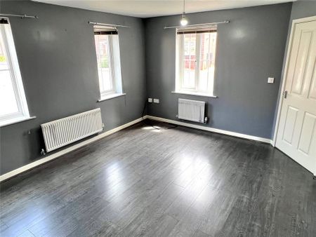 3 bedroom detached house to rent - Photo 2