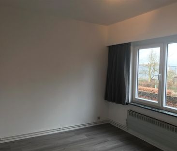 GEZELLIG GERENOVEERD APPARTEMENT MET VEEL LICHTINVAL - Photo 4