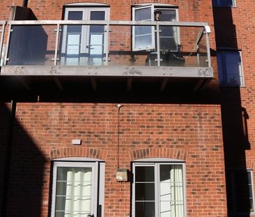 Studio Flat, White Croft Works, S3 - Photo 2
